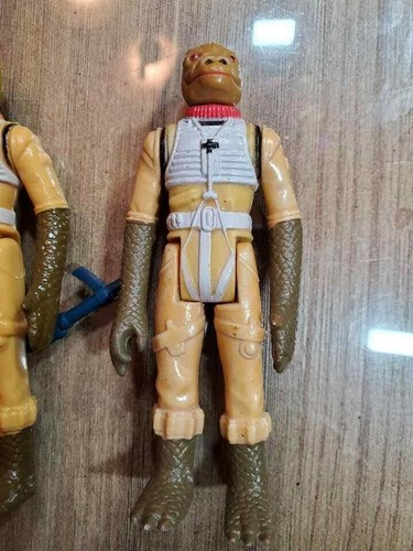 2 VINTAGE STAR WARS EMPIRE STRIKE BACK 1980 BOSSK LFL HONG KONG - BOTH VERSIONS - Picture 5 of 8