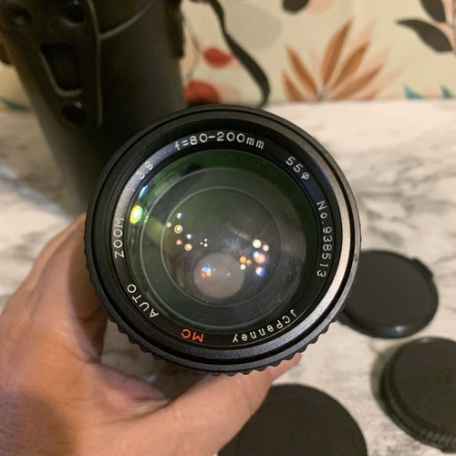 JC Penny Zoom 80-200mm f3.9 Lens for Canon Mount. - Picture 2 of 7