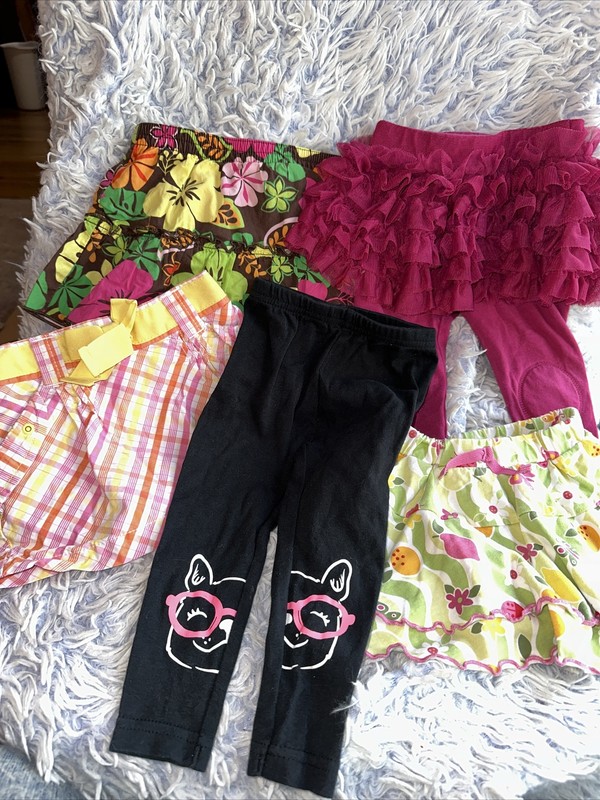 5 PIECE LOT LITTLE GIRLS SKIRTS AND BOTTOMS BABY GAY CARTERS 12-18 MONTHS
