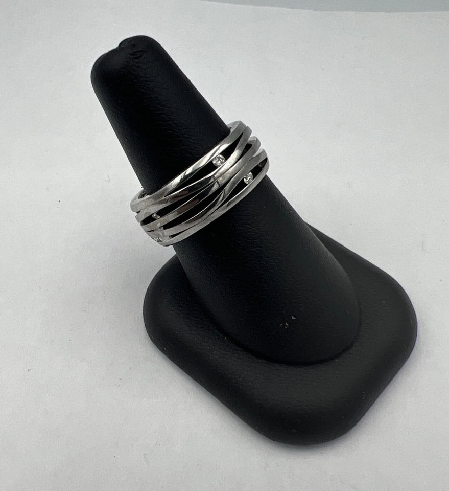 • Banda Omega de diamantes de eternidad Ladymatic de oro blanco de 18k talla 7,5 Foto 3 de 4