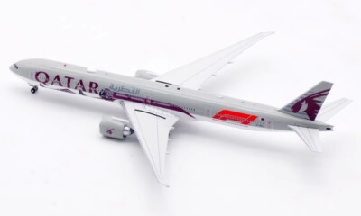 Qatar Airways Boeing 777 1/400スケールモデル s-l400.jpg