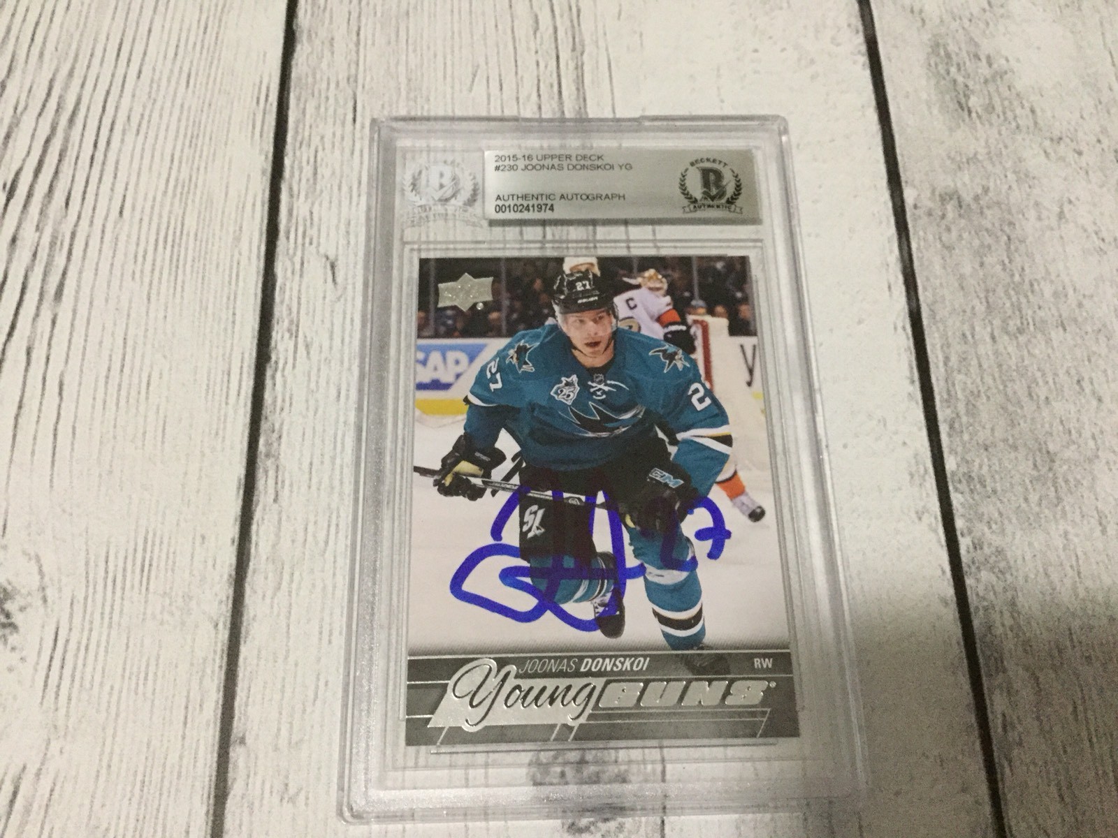 Picture 1 of 2