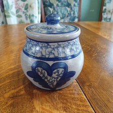 Vintage 1991 Rowe Pottery Stoneware Salt Glaze Cobalt Crock Heart Sponge w/Lid