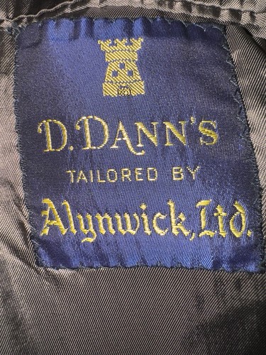 D. Dann’s Alynwick Ltd Tweed Sport Mantel braun Fischgrät Blazer 42 Wollfehler* - Bild 3 von 12