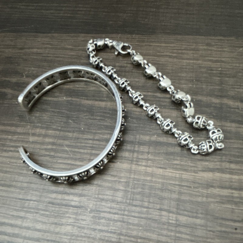 2pc Silver Tone skull Bracelet Lobster Clasp + cross bangle