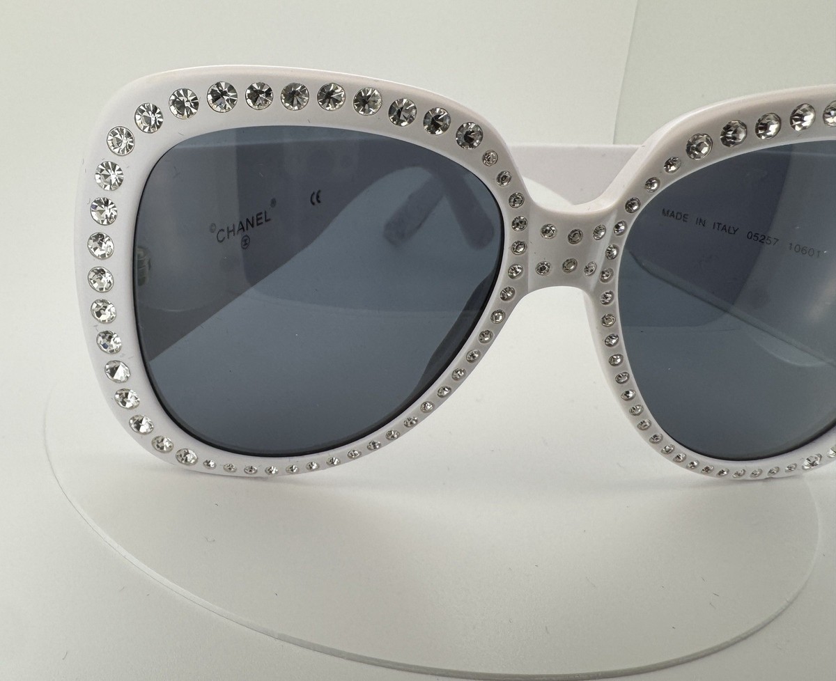VINTAGE CHANEL 05257 94305 WHITE STRASS S/S 1994 MADE IN