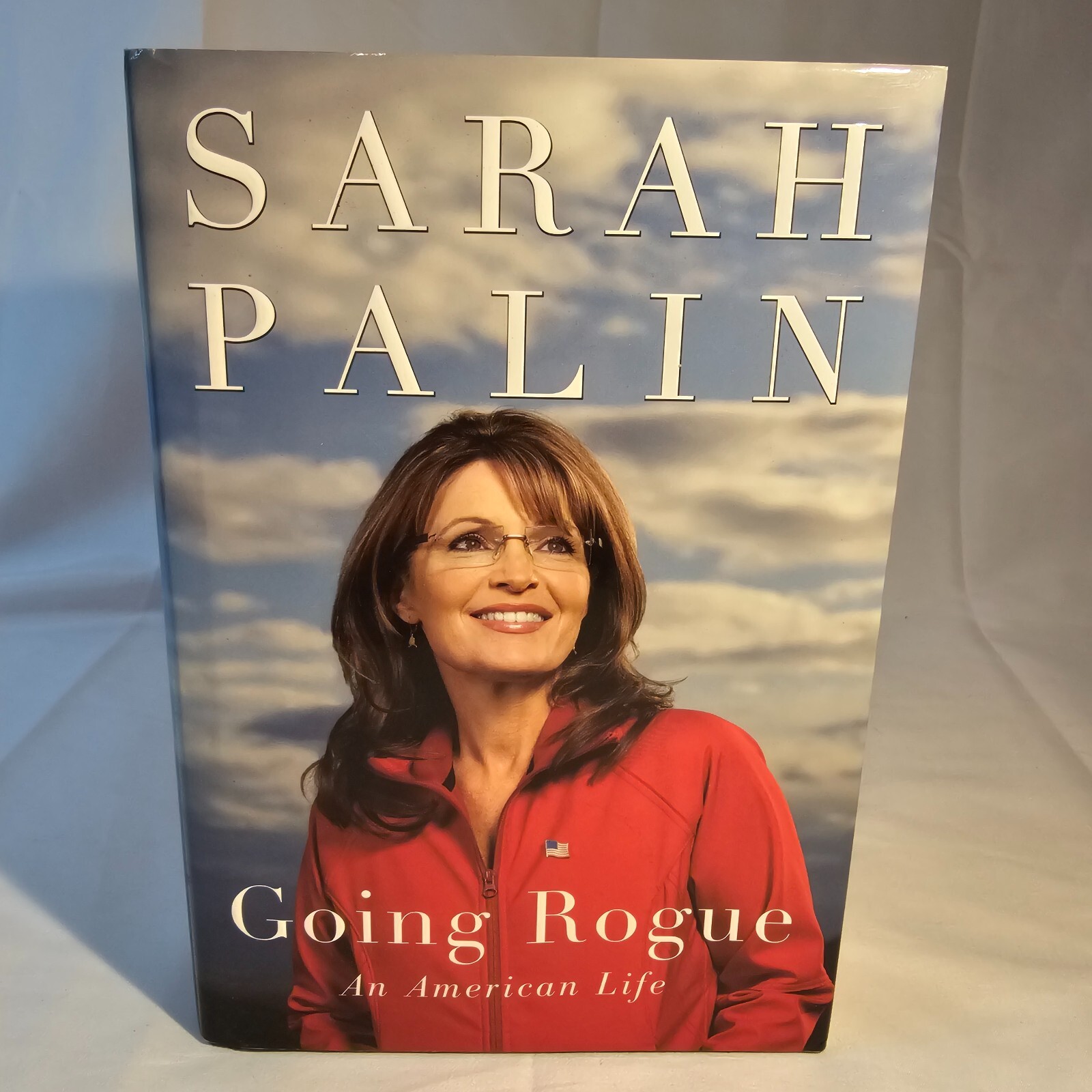Going Rogue: An American Life - Hardcover + DJ By Palin, Sarah - VERY GOOD