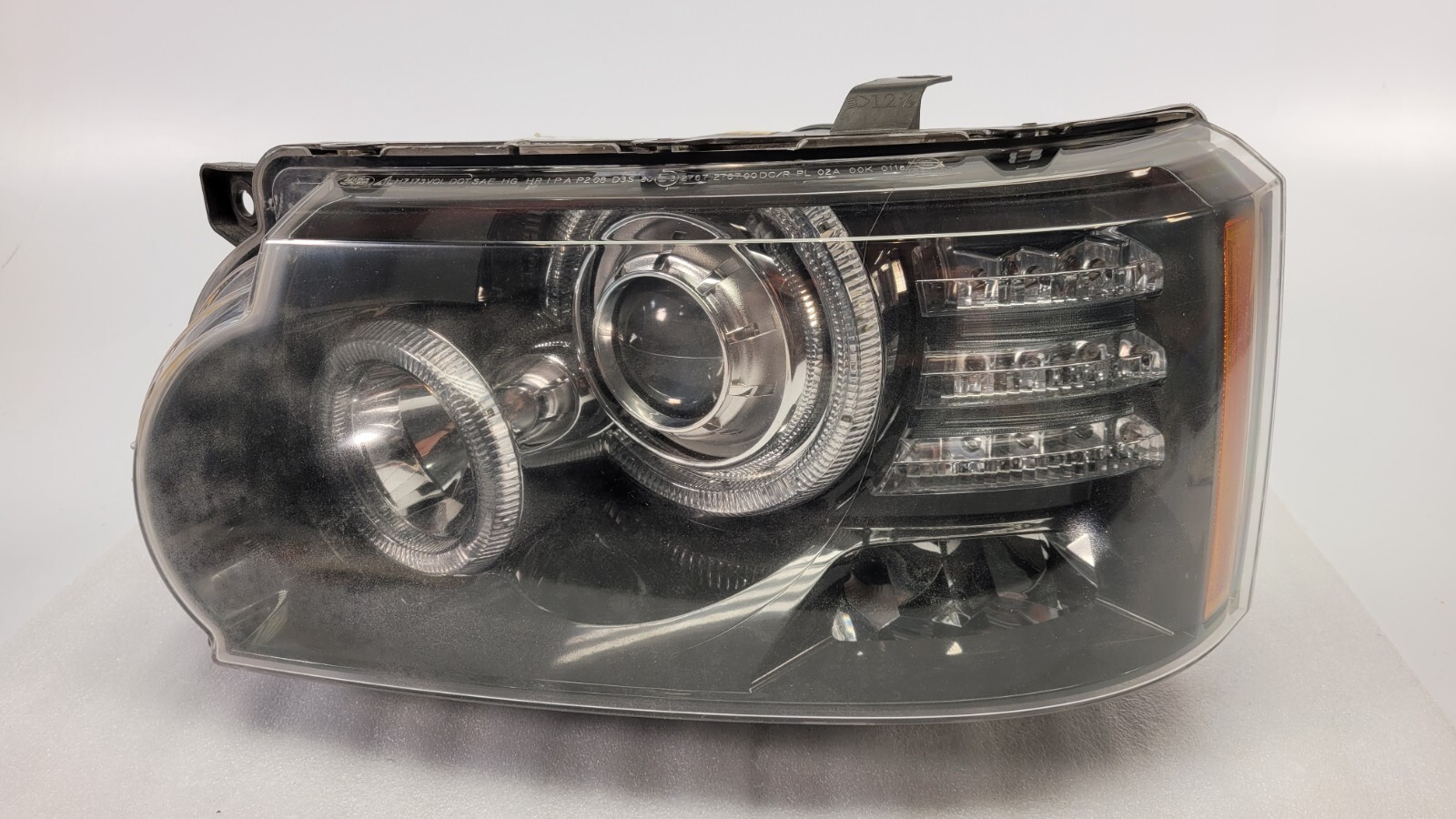 2010 Land Rover L322 Headlight Left Side Factory OEM for sale  