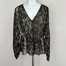 H&M Top 6 Green Snake Reptile Sheer Elastic Waist Sheer V-Neck Blouse Womens NWT