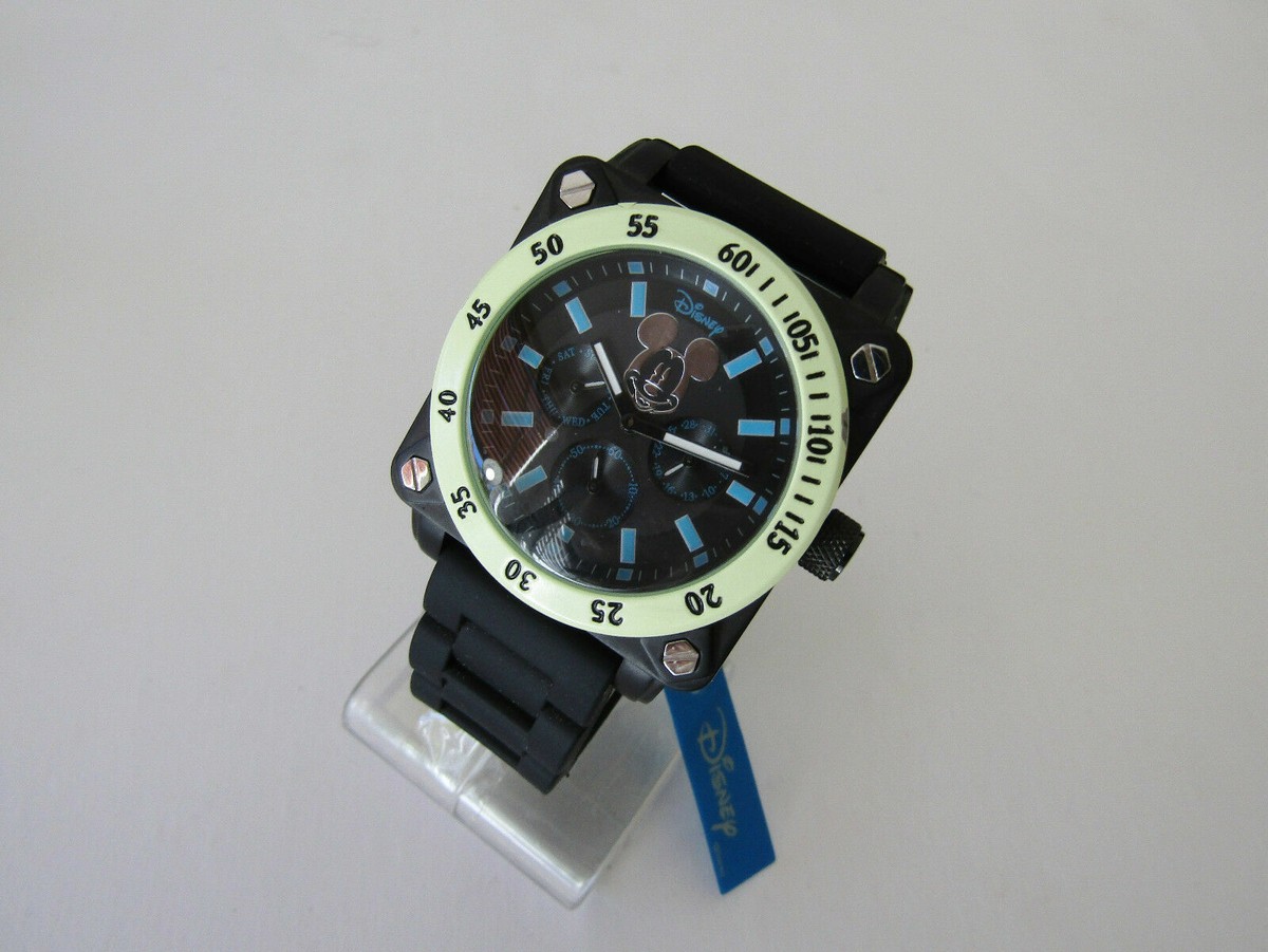 Disney Mickey Mouse Mens day and date Glow In The Dark Watch  display picture 1