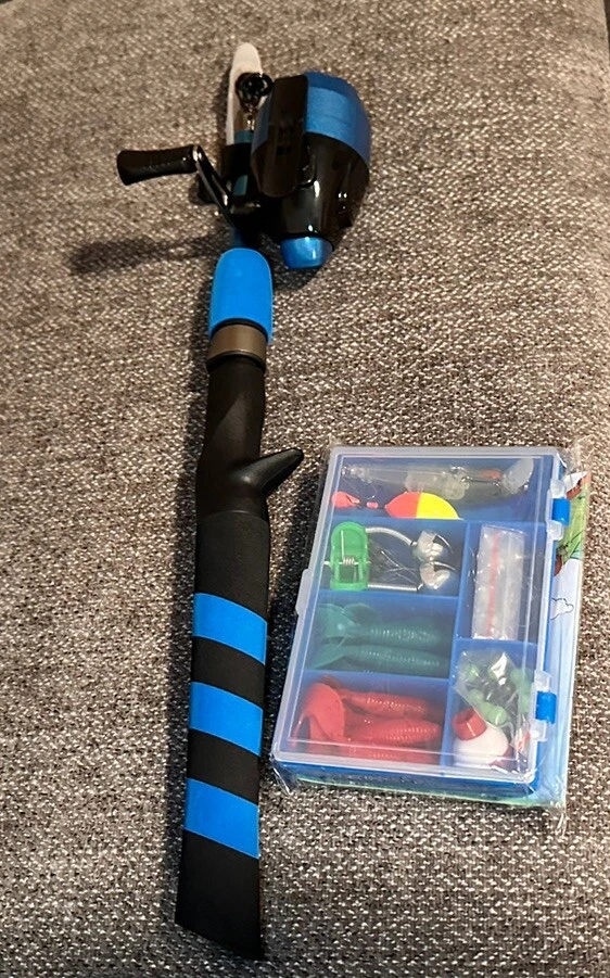 Carrete de caña de pescar telescópico Plussino combo señuelos, caja de aparejos y señuelos estuche con cremallera Foto 2 de 4