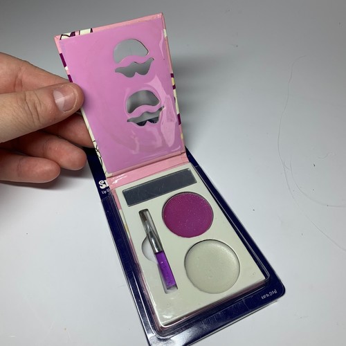 MGA Entertainment BRATZ Eyeshadow Compact BRAND NEW VINTAGE RARE HTF - Picture 9 of 9