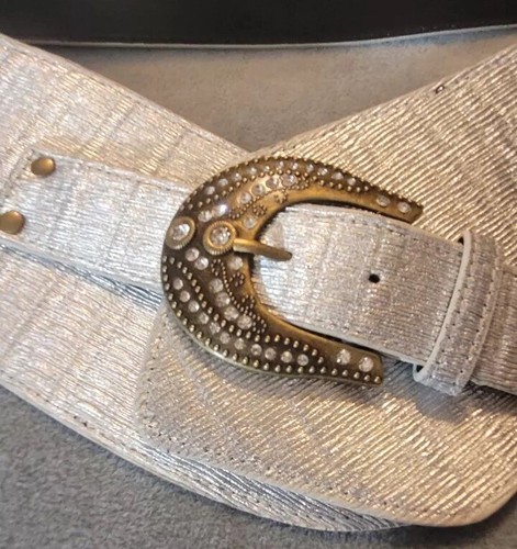 Western Fashion Statement Belt XXL Metallic Silver Faux Leather Wide Buckle Stud - Picture 3 of 9