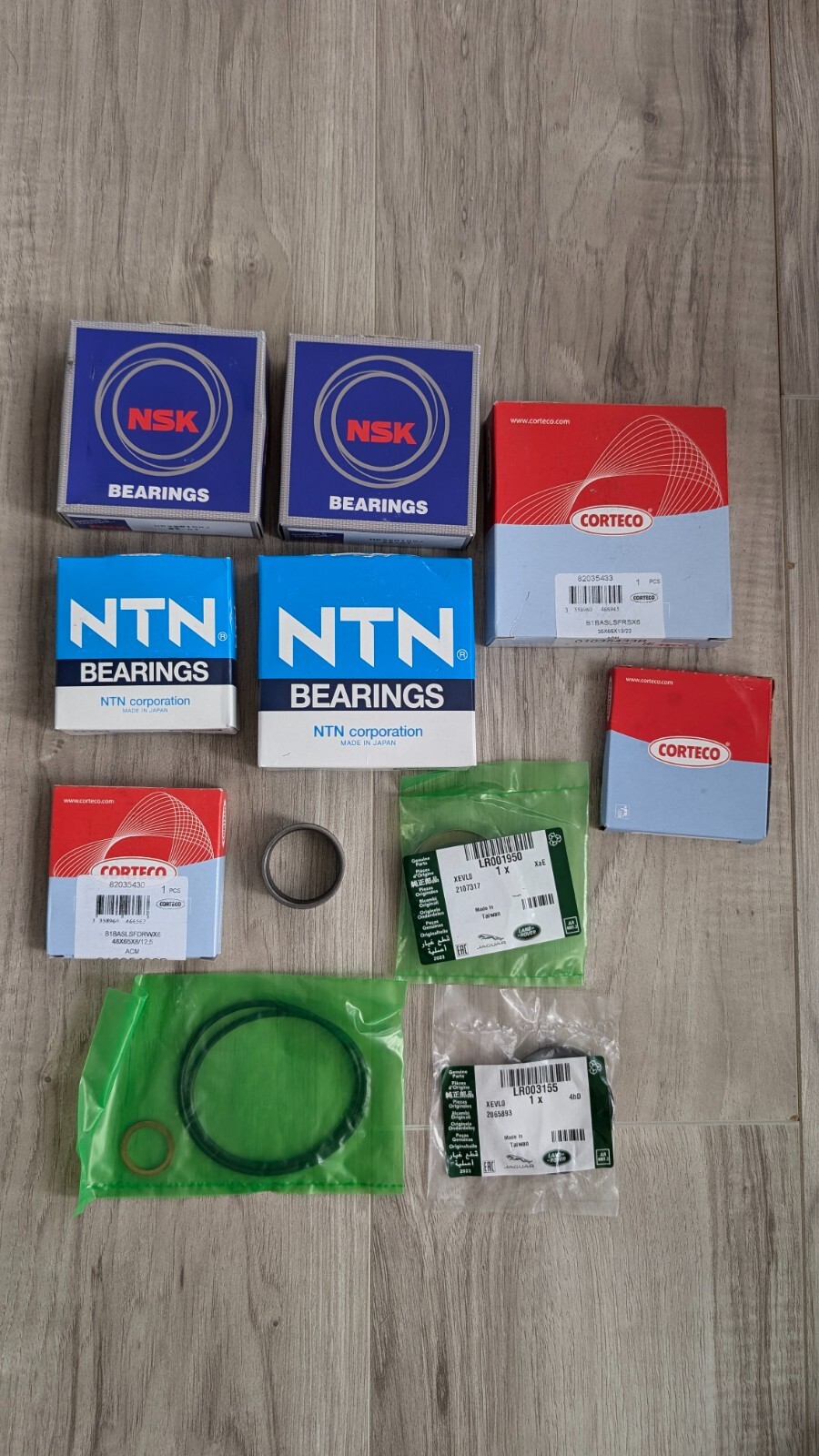 Bearing and Seal Kit, Front Transfer Case Range Rover Evoque, LR2, Freelander 2.