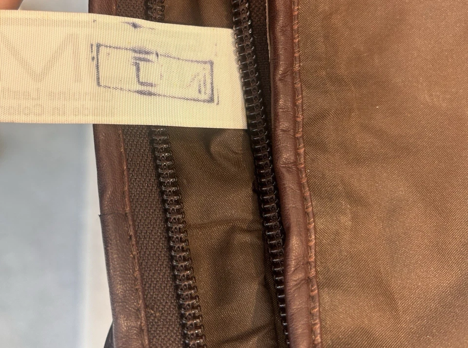 TUMI 22" Bi-Fold Carry-On Garment Bag Leather Burgundish Brown - Image 3 of 4