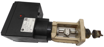 3374-15, SAMSON; 3241 EN-G J L-250, SAMSON