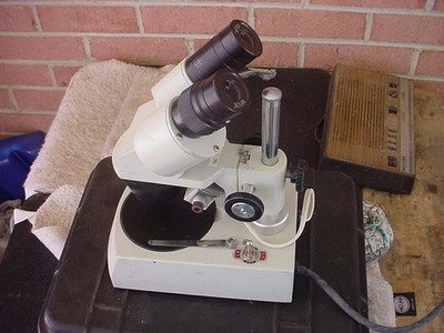 Binocular 10x Microscope w- case