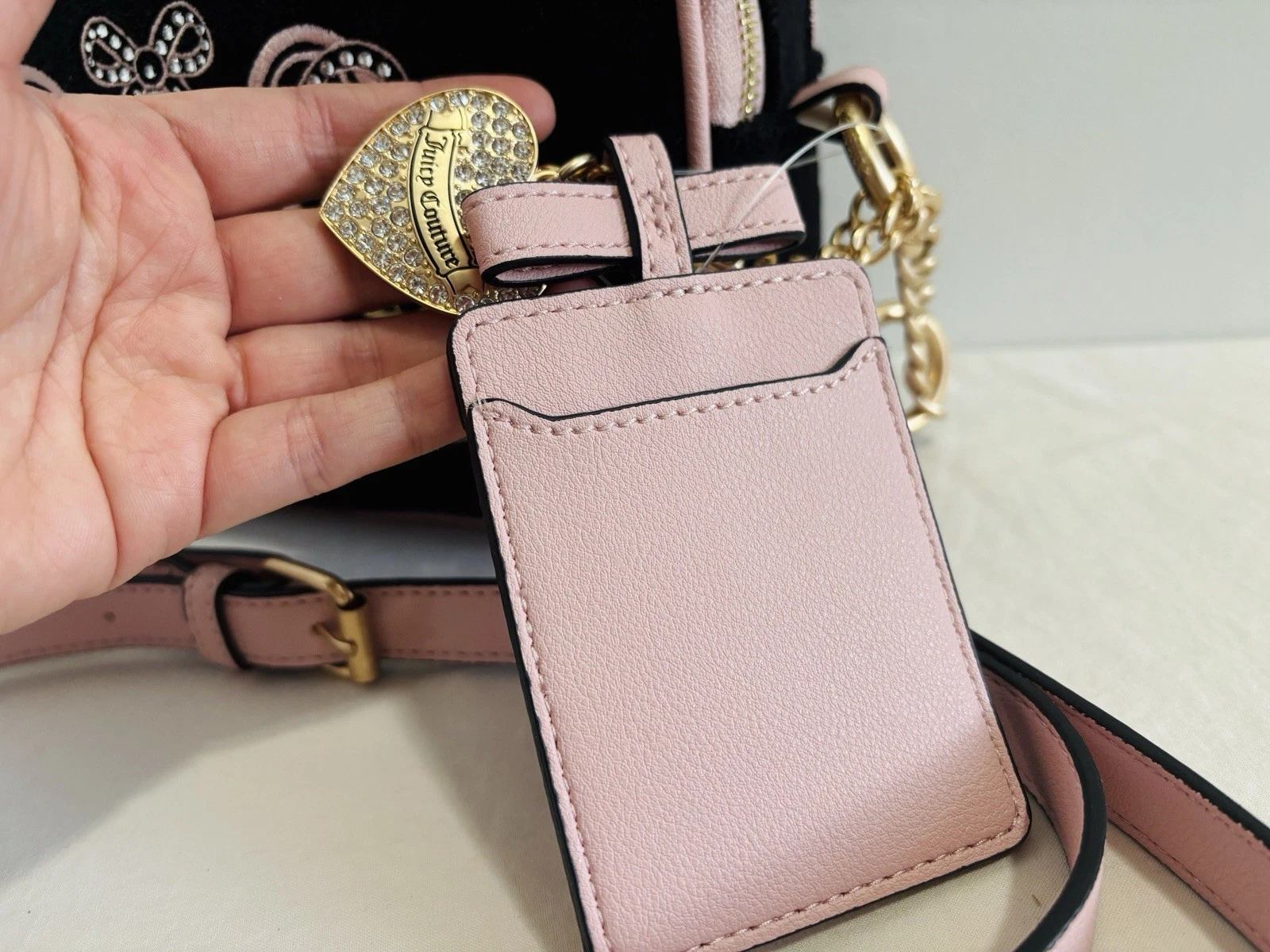 Borsa a tracolla Juicy Couture Lovers Club nuova con etichette nero liquirizia e rosa Y2K