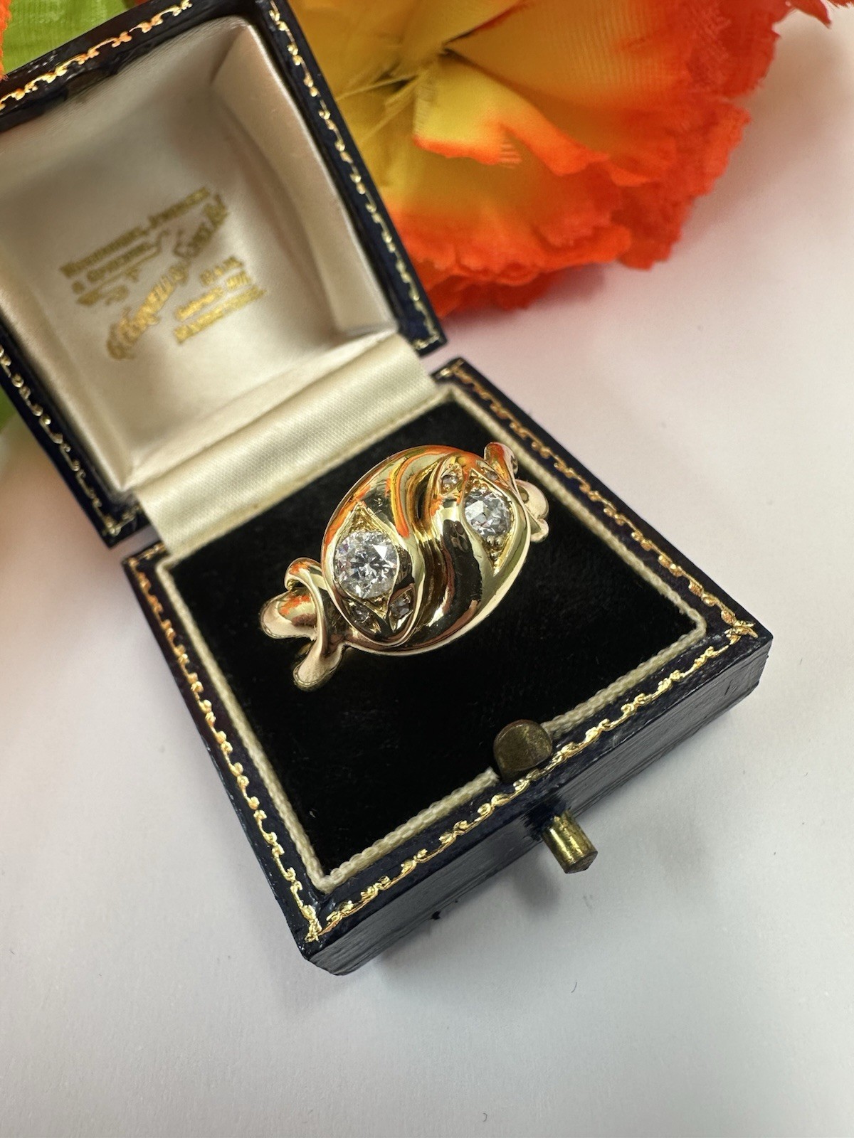 Pretty Diamond 18ct Double Serpent Ring. 0.40ct