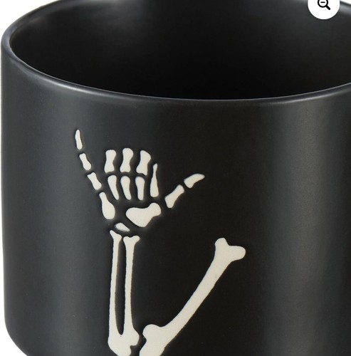 NWT 12-Ounce Black Skeleton Hand Stoneware Stackable Mug Set with Iron Rack - Picture 2 of 6