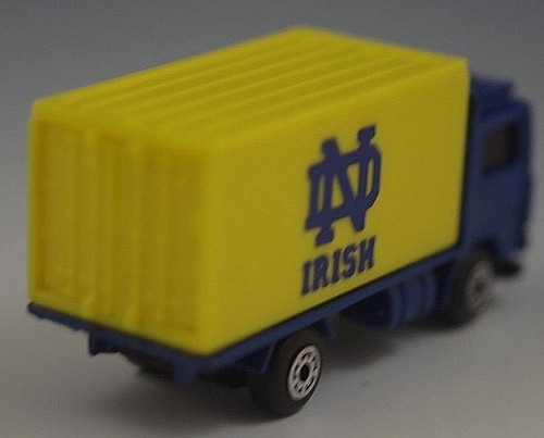 MATCHBOX VOLVO CONTAINER TRUCK MB-23 NOTRE DAME IRISH FOOTBALL 1/64 SCALE NIB - Picture 6 of 7