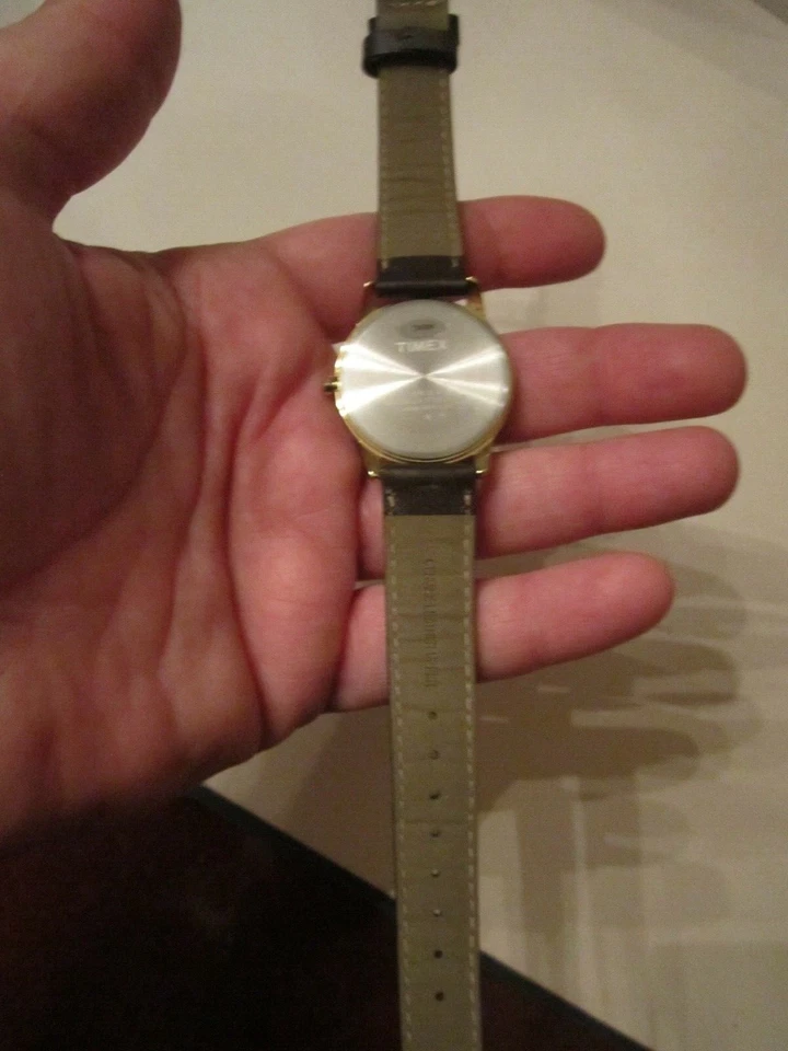 RELOJ TIMEX INDIGLO VINTAGE - MARCADOR DE DÍA - CUARZO - BBA-35 Foto 4 de 4