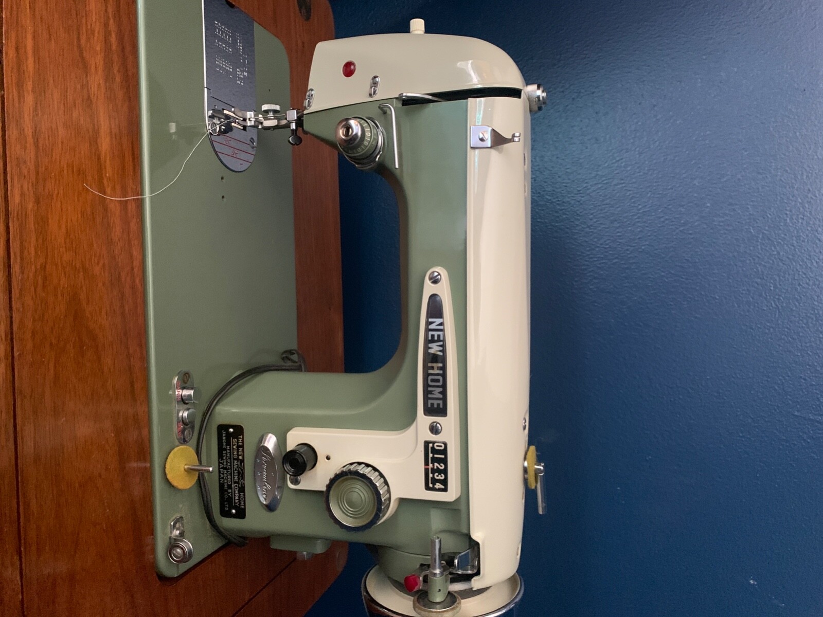 vintage New Home sewing machine in eBay