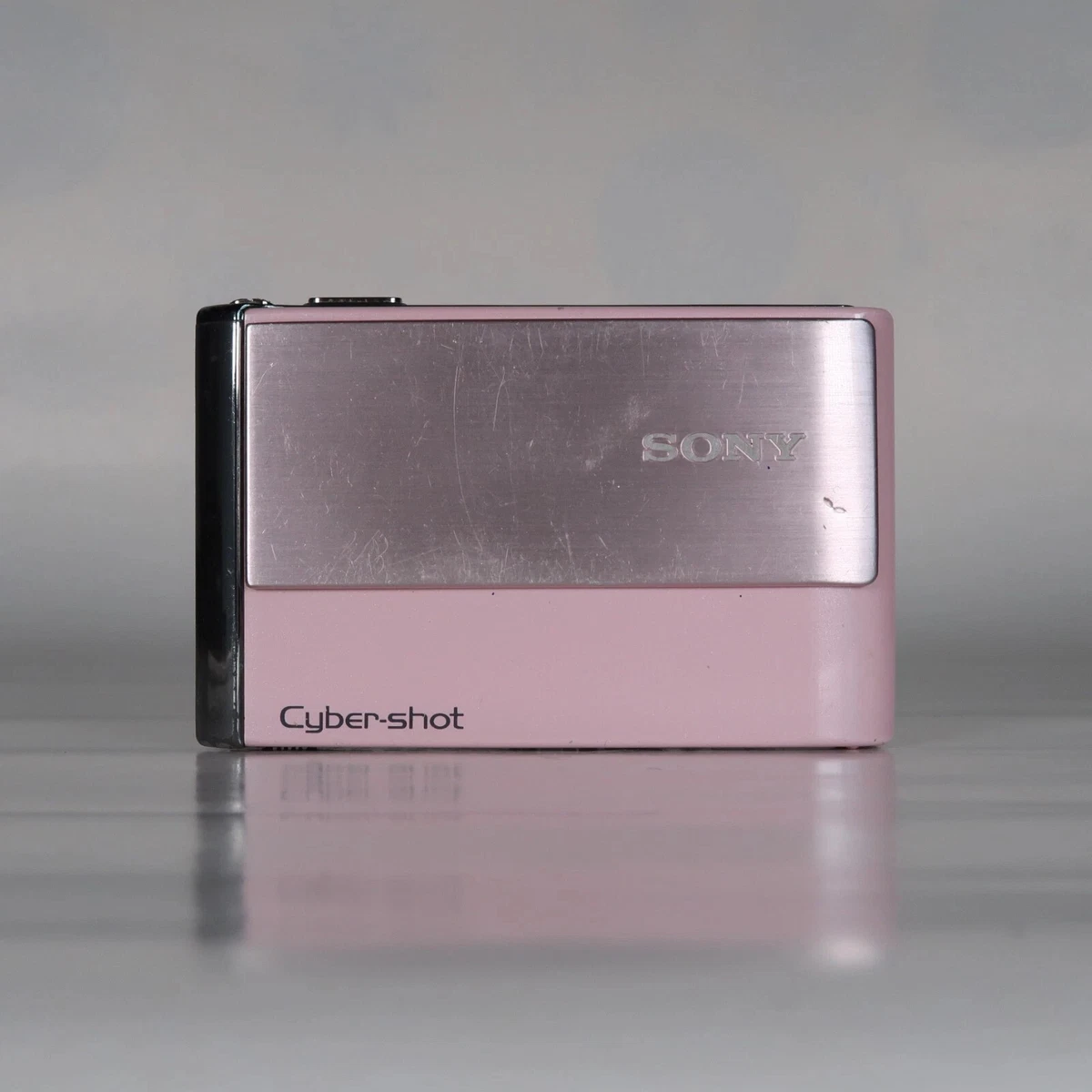 Sony Cyber Shot DSC-T70 8.1MP 3x Optical Zoom CCD Digital Camera