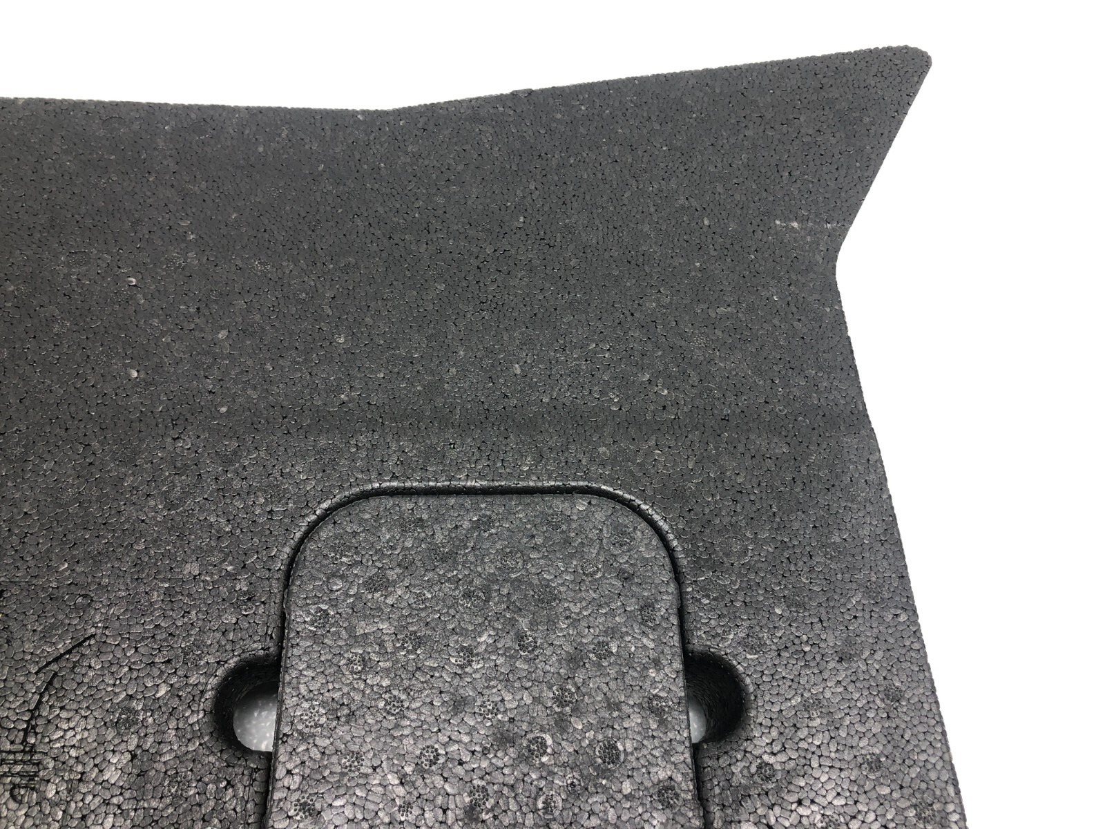2014-2019 MASERATI GHIBLI S TRUNK FOAM SPACER OEM.