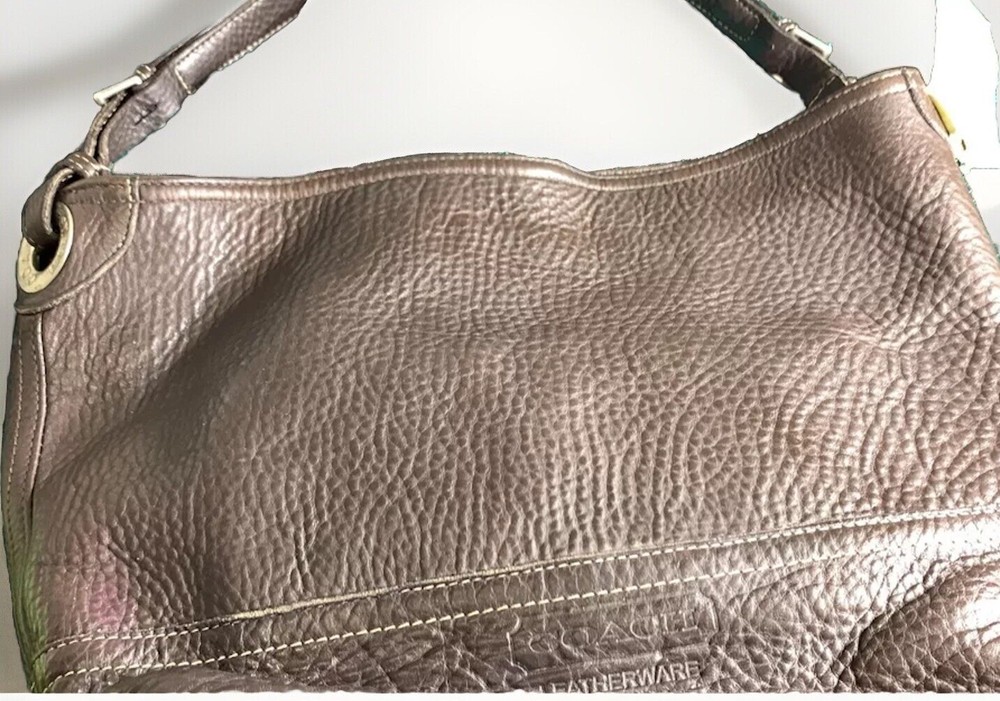 AUTH. ELEGANT WOMEN PURSE pebbled handbag top of the line heavy leather.