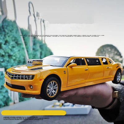1:32 Scale Chevrolet extended car model  alloy diecast pull back car sound light