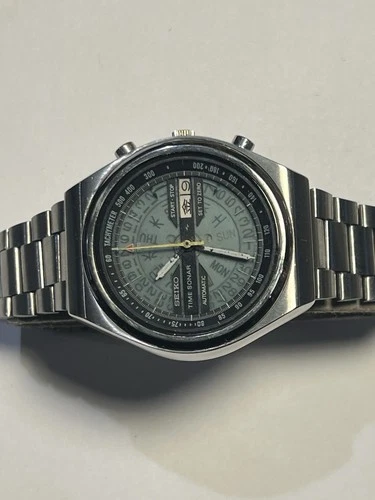 SEIKO VERY RARE VINTAGE SPEEDTIMER CHRONOGRAPH, TIME SONAR, 7015-6010, VERY GOOD