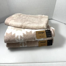 Wrangler 2 Bath Towels And Hand Towel Set, NWT Cream Aztec Boots Country Western