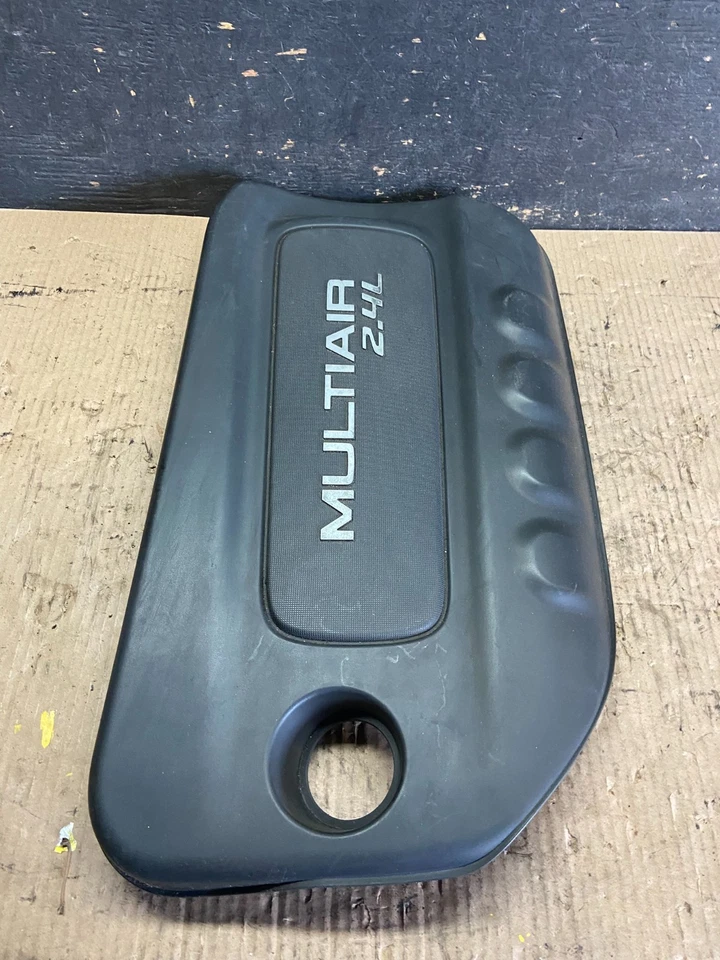 2014 to 2020 Jeep Cherokee 2.4L Multiair Engine Cover OEM Q3327 DG - Image 4 of 4