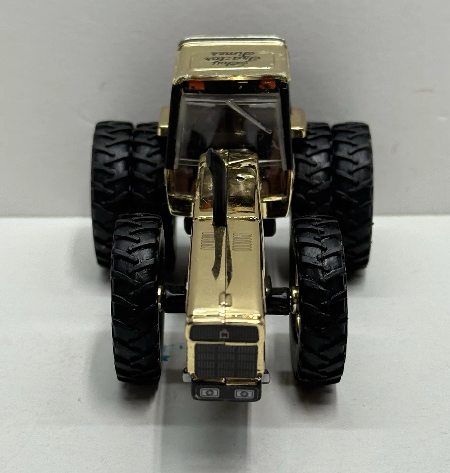 1/64 Ertl Case IH 6788 Tractor GOLD CHASE - Image 4 of 4