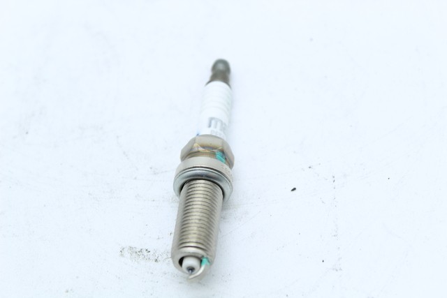Genuine Mazda Vpm Spark Plug Non Turbo PE5R-18-110-MV