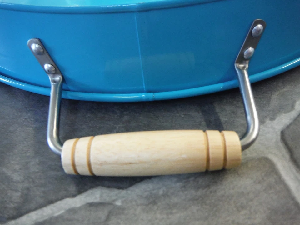 BETTER HOMES & GARDENS 16" METAL SERVING TRAY *NEW* - Image 4 of 4