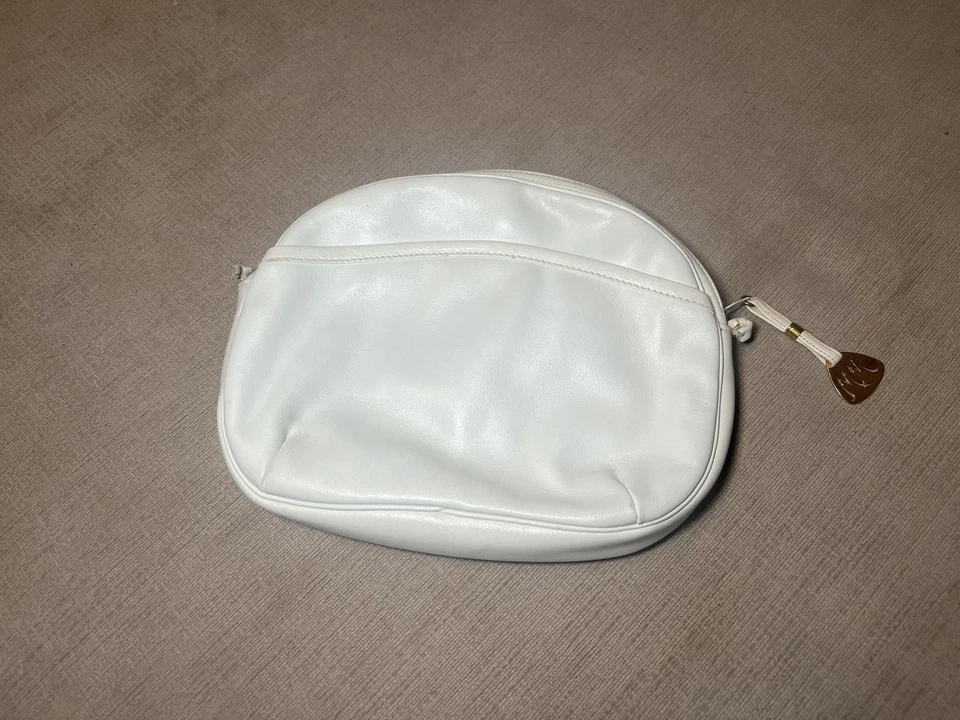 Bolsa tiracolo Morris Moskowitz Saks Fifth Avenue couro branco alça corrente - Imagem 2 de 4