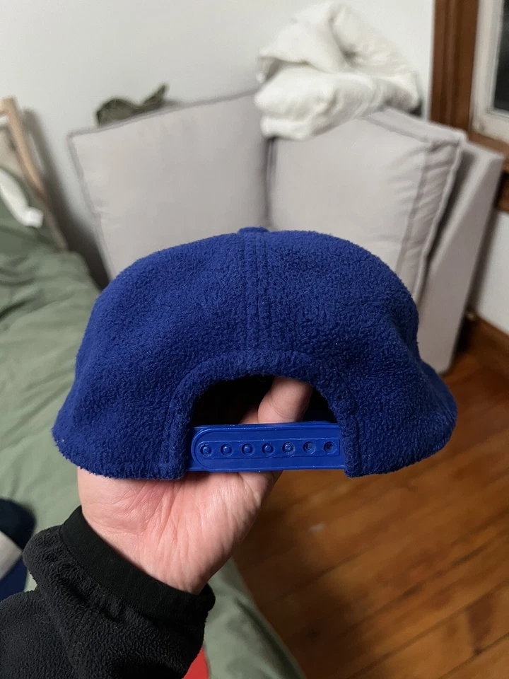 RARO De colección Niños Medianos (7-8 años) GAP Atlético Polar SnapBack Sombrero Unisex Foto 2 de 3