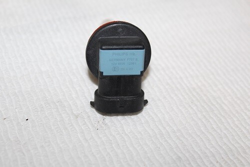 One New Old Stock Phillips H9 Halogen Headlight Bulb 12v 65W F707 B 12361 - Picture 3 of 3