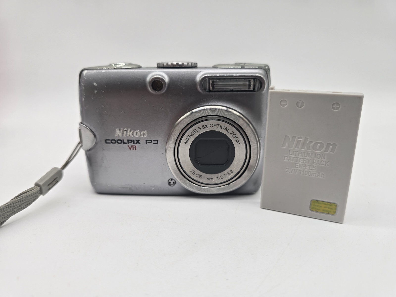 NIKON COOLPIX P3 VR 8.1MP Digital - Silver w/ Battery PARTS/REPAIR AS IS