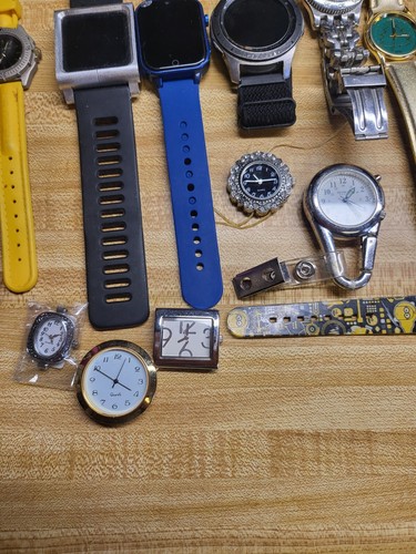 Vintage Junk Drawer Lot. 15 Old Watches. Untested. Unsearched. - Picture 2 of 13