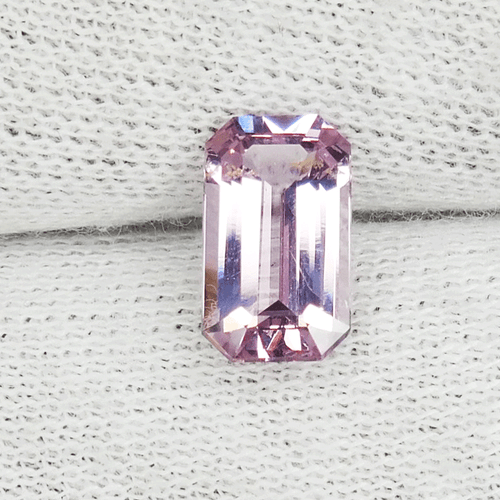 1.70Cts Ultra Best Luster "Baby Pink" Natural Spinel Fancy Octagon....!!!!! - Picture 3 of 3