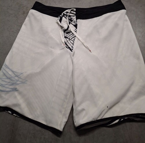 Tony Hawk Mens Geometric Swim Trunks Blue Flame Accent Black/White Size 36 READ - Picture 7 of 9