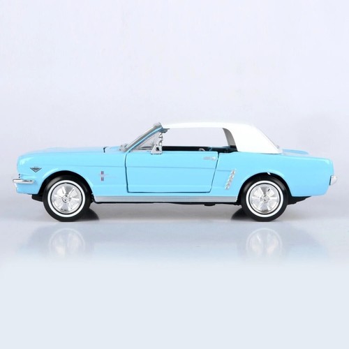 Motormax 1:24 1964 1/2 Ford Mustang hellblau 79855 James Bond 007 Thunderball  - Bild 3 von 6