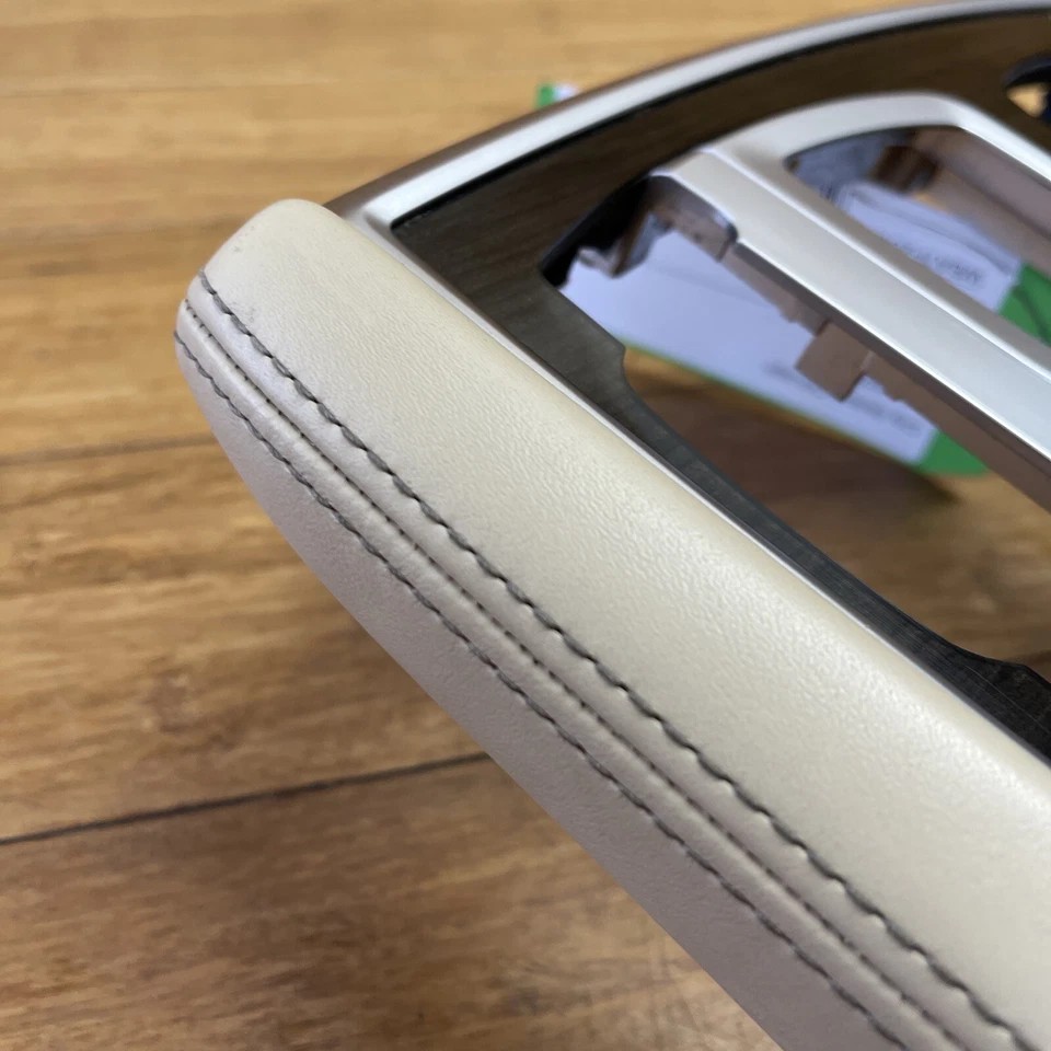 BMW Alpina B7 G12 750 2016-2022 moldura consola central cuero 51169352289 OEM Foto 2 de 4