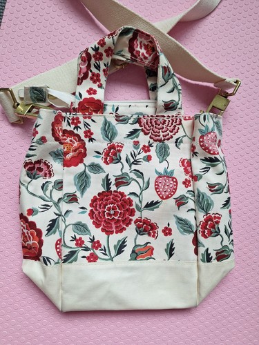 Cath Kidston bag, white ivory tote cross body canvas strawberry book bag - Picture 2 of 11