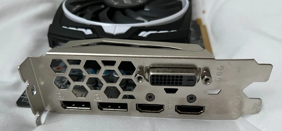 MSI Radeon Armor RX 580 4GB GDDR5 Graphics Card (RX 580 Armor 4G OC) - READ - Image 4 of 4