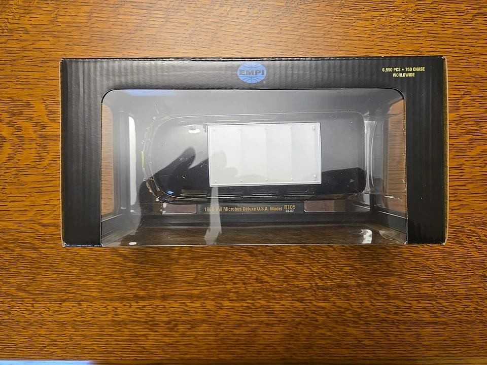 M2 Machines 1:24 EMPI 1960 VW Microbus Deluxe U.S.A. Model Chase 1/750 New - Image 2 of 4