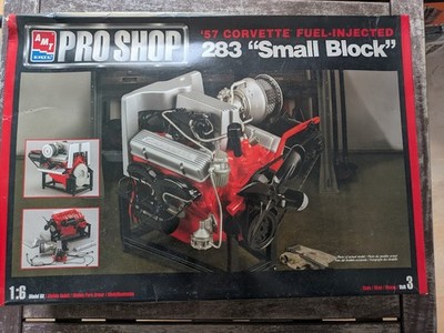 '57 Corvette Fuel-Injected 283 ''Small Block'' Pro Shop AMT/ERTL | No. 8337 | 1:6